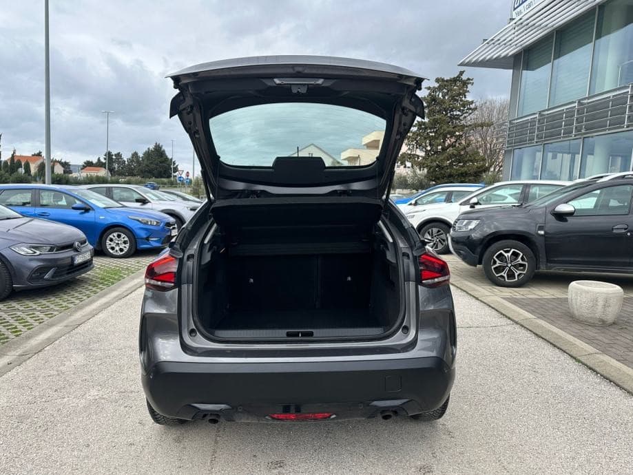 Citroën C4 1.2 PURETECH FEEL 9