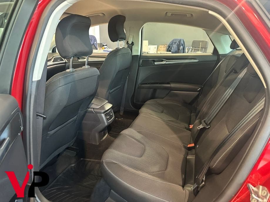 Ford Mondeo 2.0 TDCi ST Line 9
