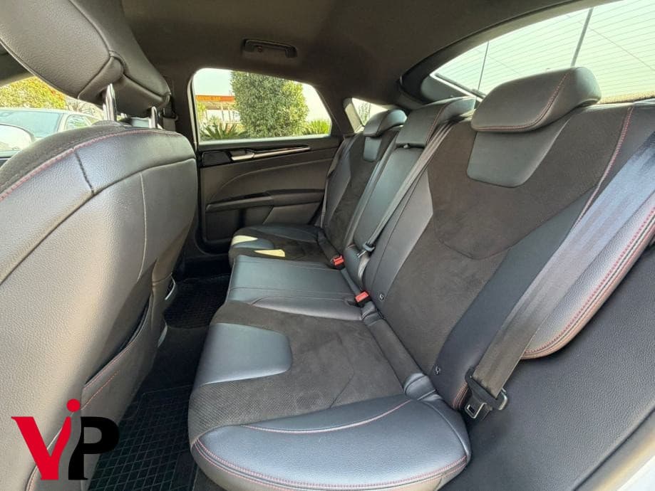 Ford Mondeo AUT 2.0 Ecoblue ST Line 16