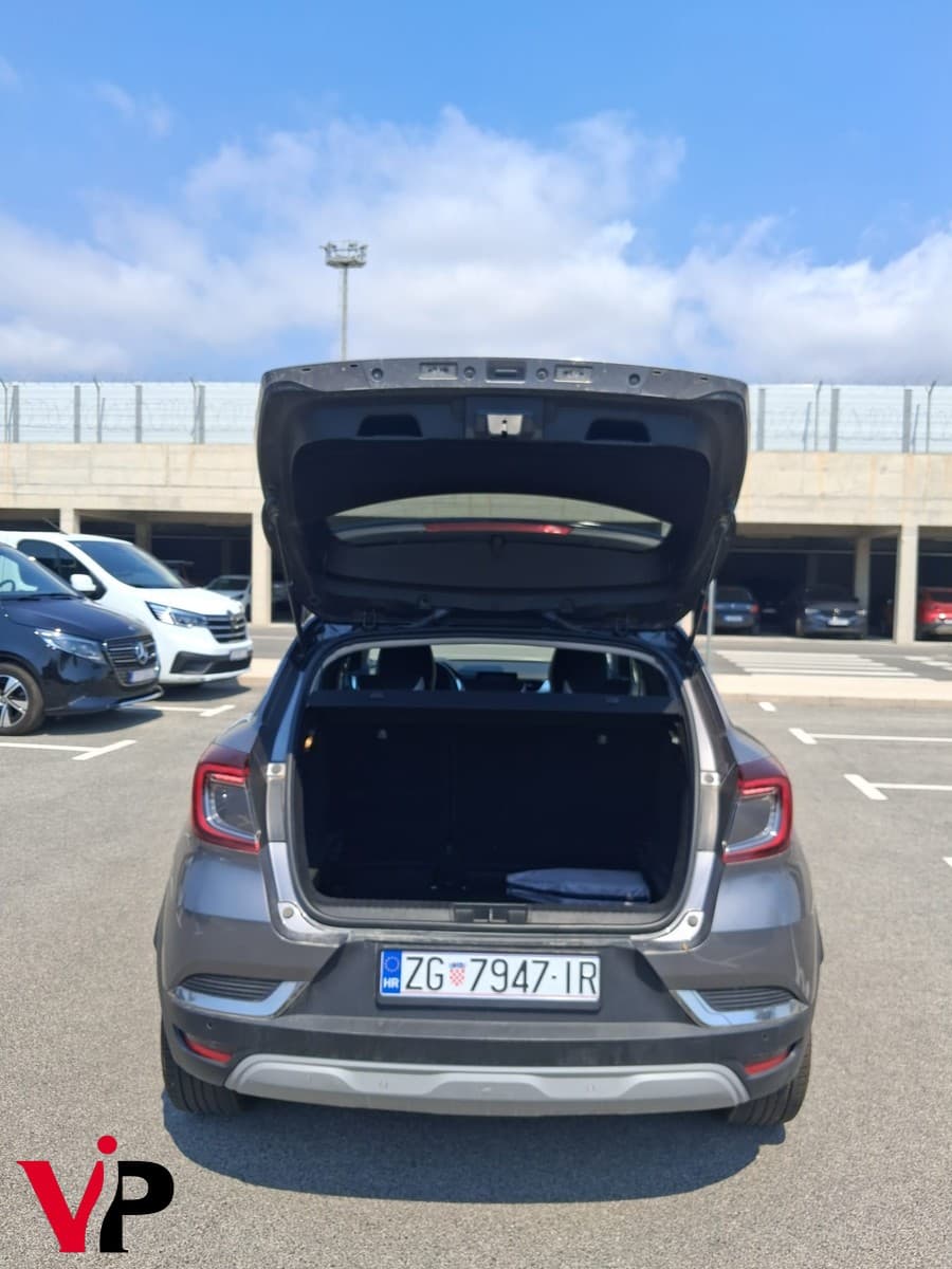 Renault Captur 1.3 TCE Automatic 5