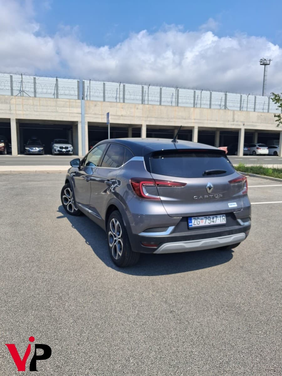 Renault Captur 1.3 TCE Automatic 8