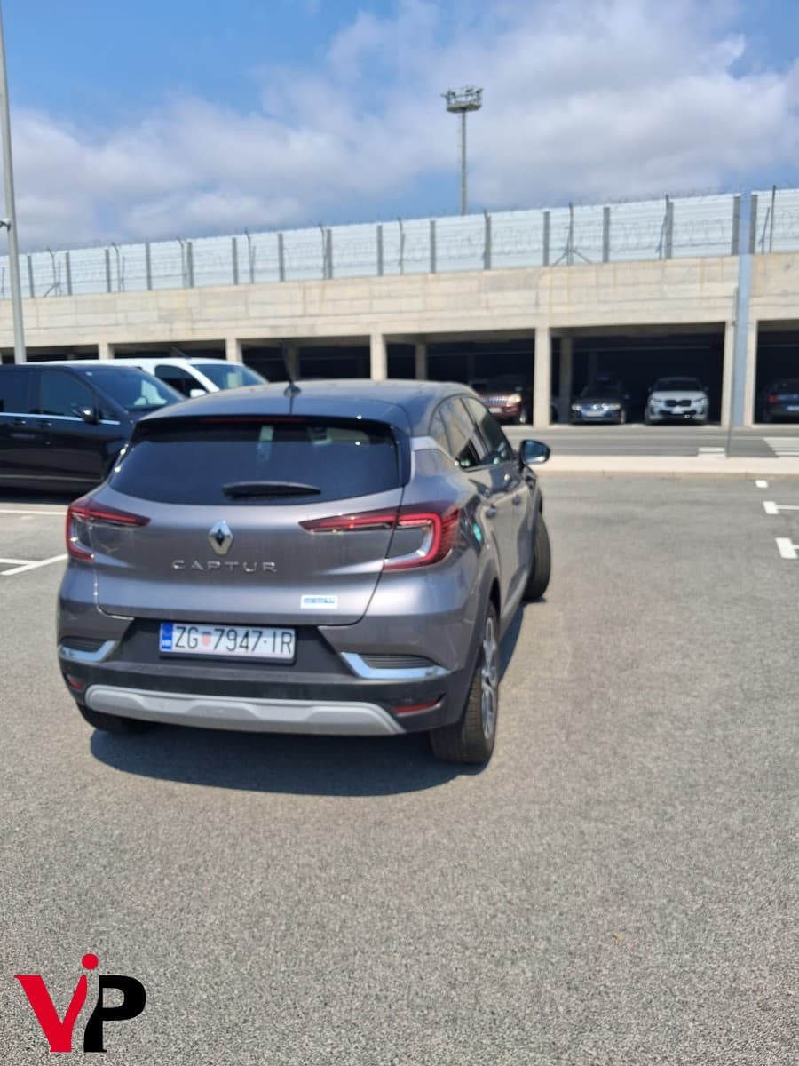 Renault Captur 1.3 TCE Automatic 4