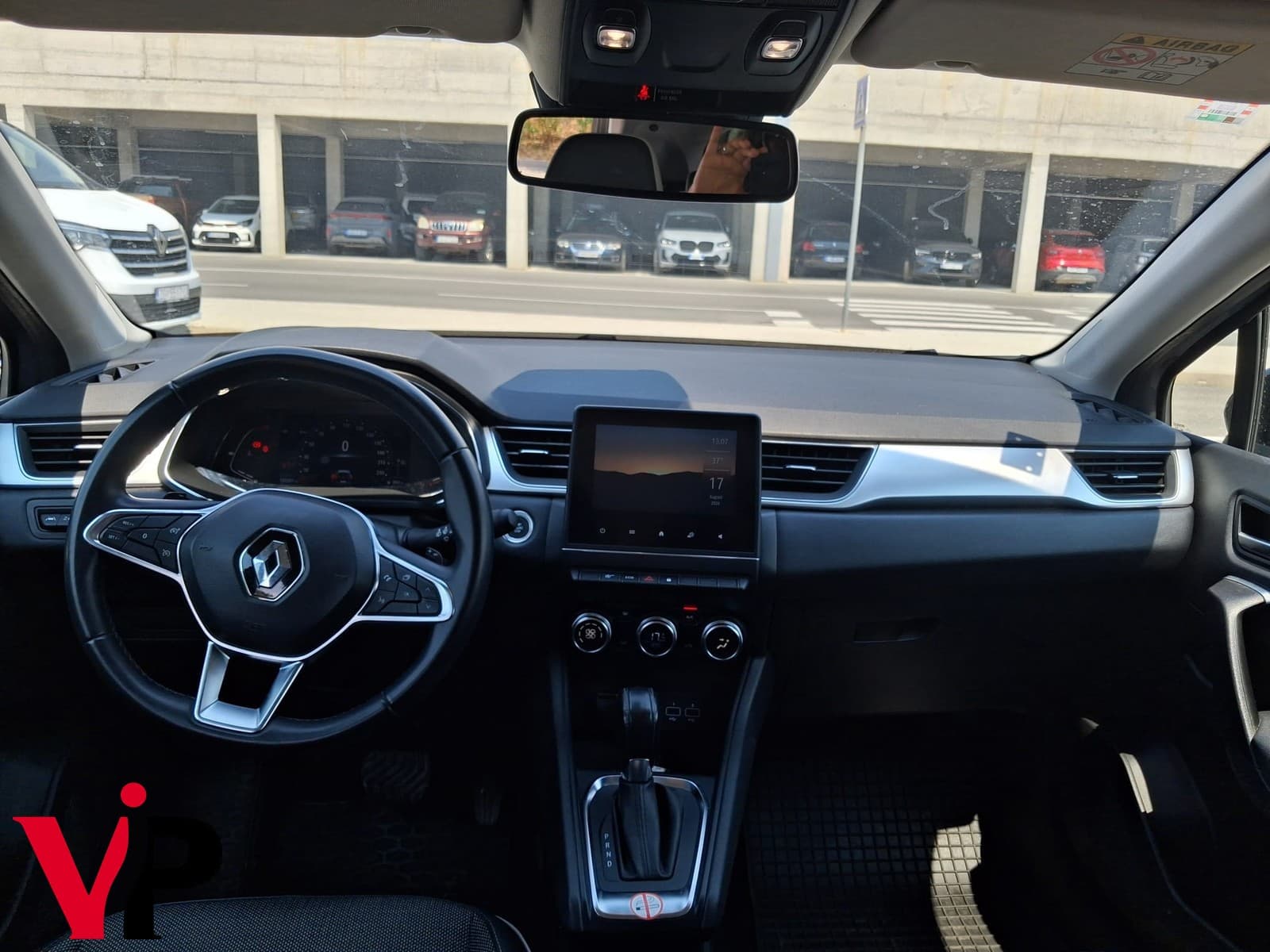 Renault Captur 1.3 TCE Automatic 3