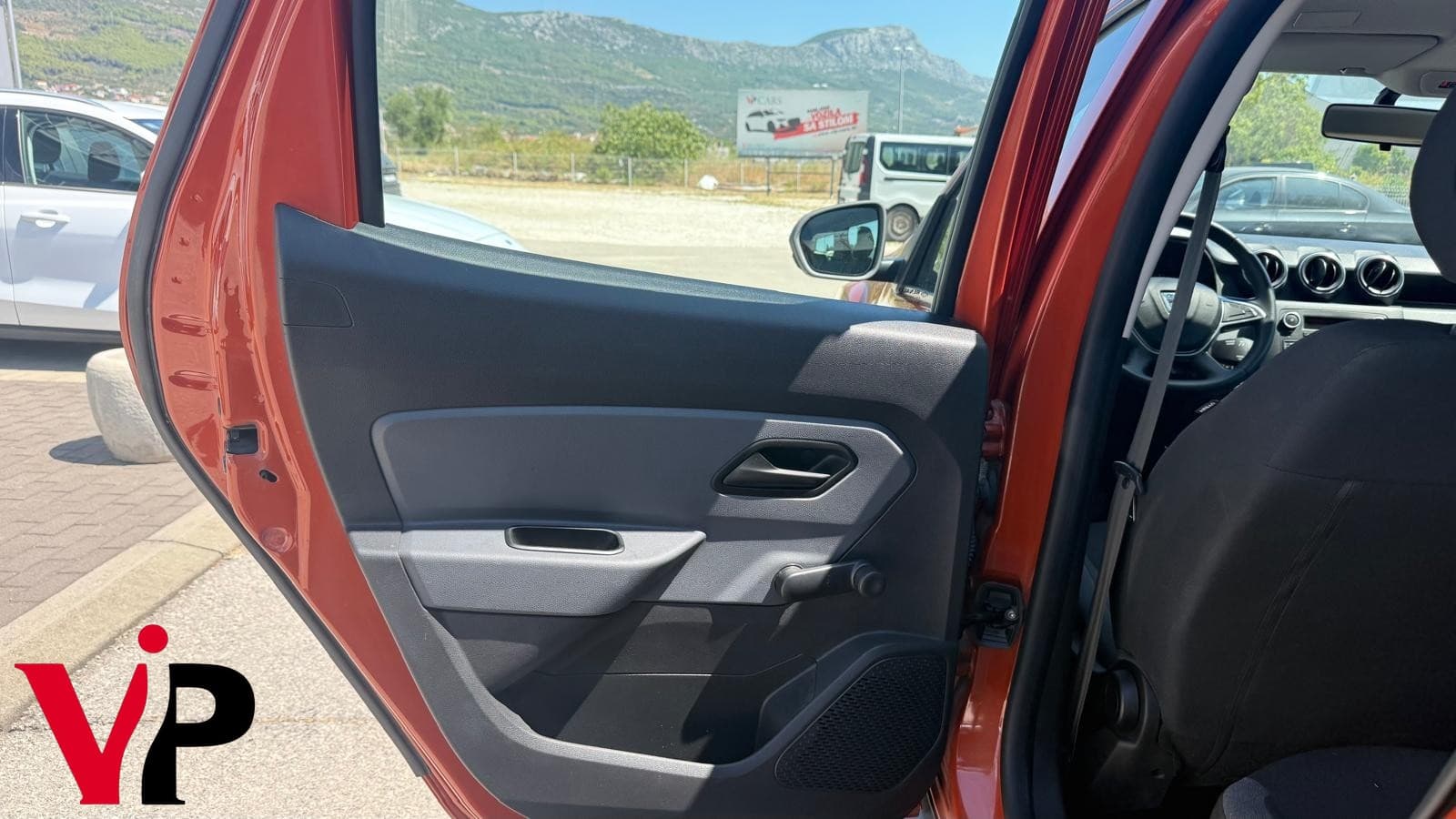 Dacia Duster 1.0 Benzin/Plin 15