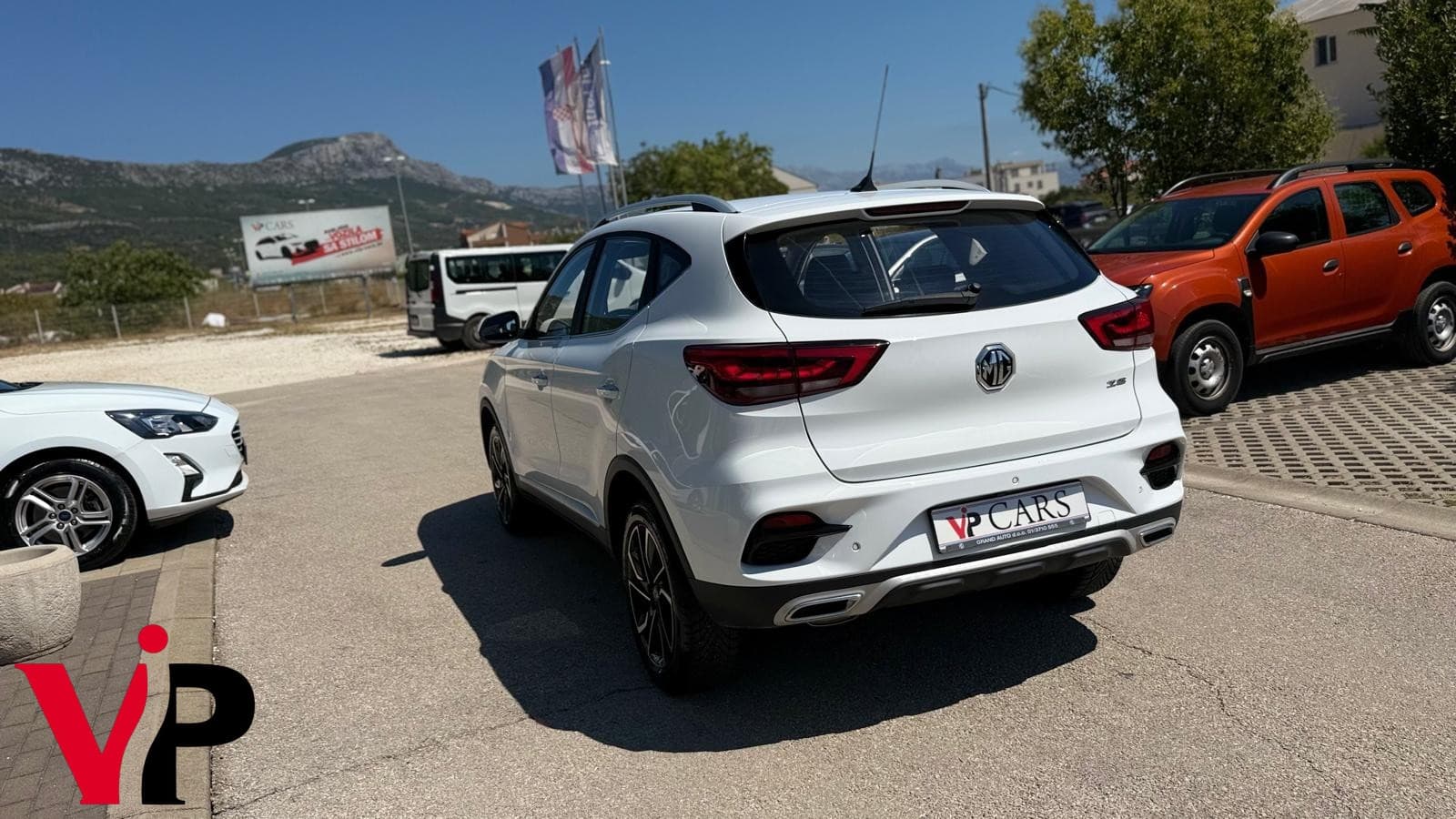 MG ZS 1.5 VTI 3