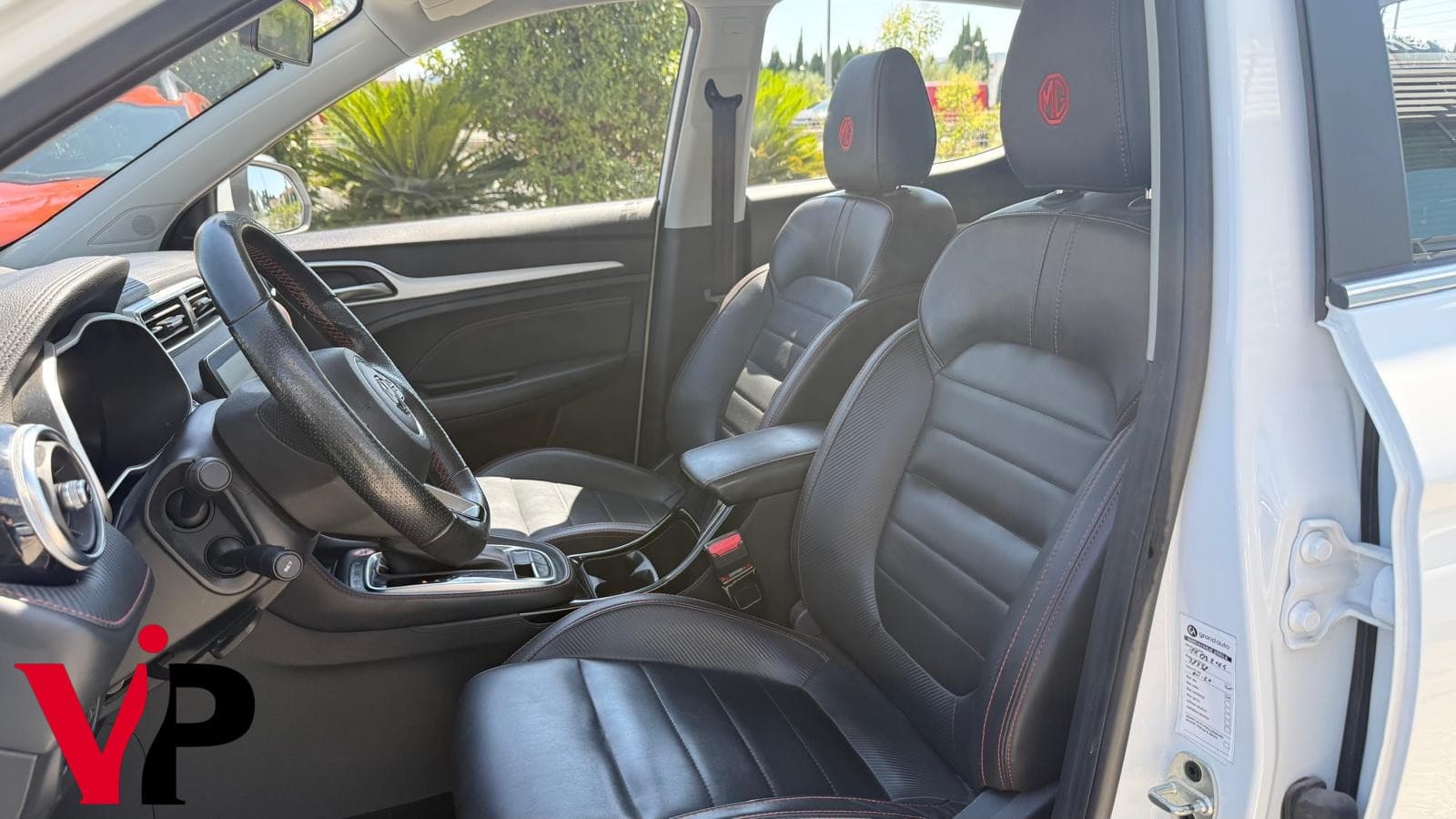 MG ZS 1.0T-GDI LUXURY 9