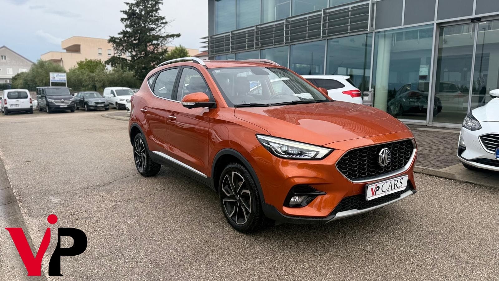 MG ZS 1.0T-GDI LUXURY 6
