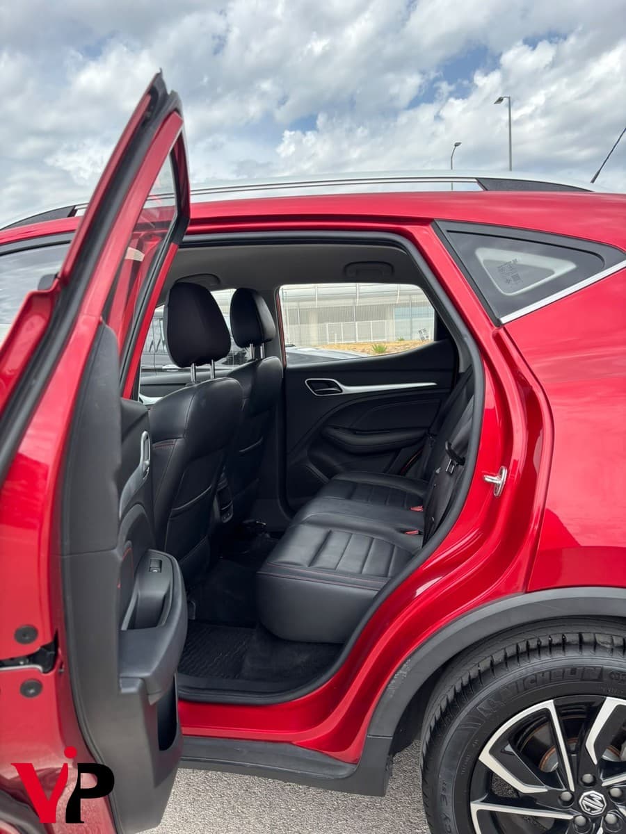 MG ZS 1.5 VTI 11