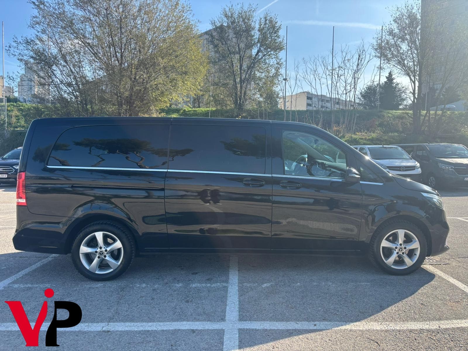 Mercedes V-klasa 220d AVANTGARDE 4