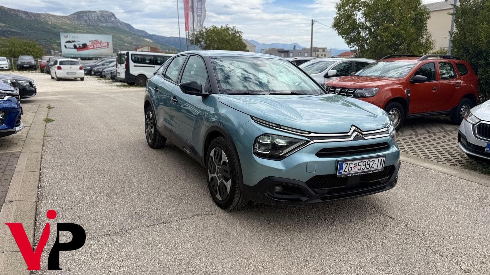 Citroën C4 1.2 8